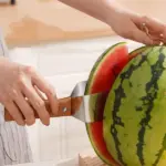Tri-blade watermelon slicer with wood handle - Image 3